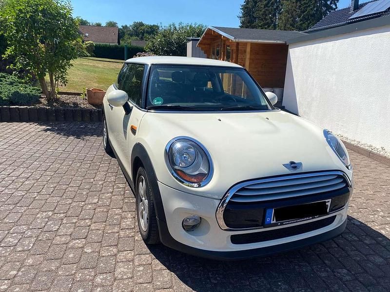 Gebraucht Mini Cooper 136 PS (100 kW) 2014 Weiß Kleinwagen