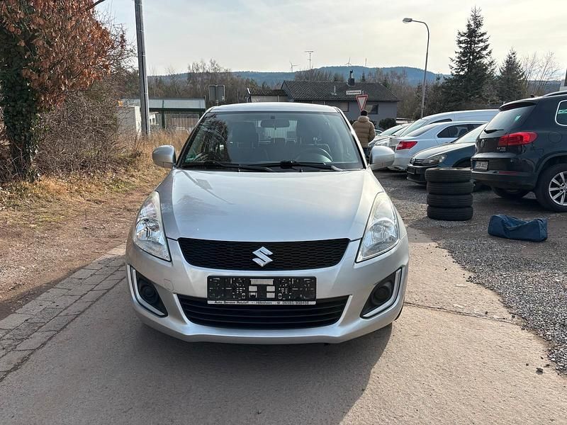 Gebraucht Suzuki Swift 94 PS (69 kW) 2014 Silber Kleinwagen