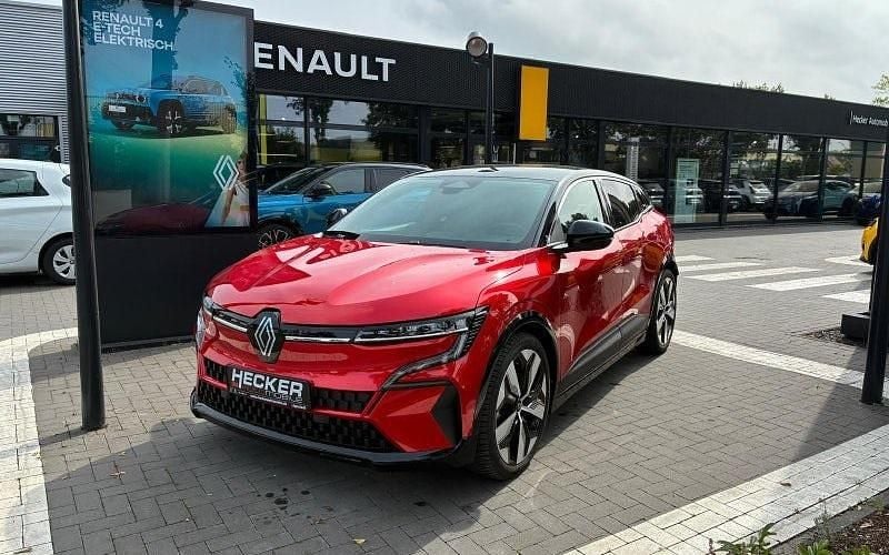 Rot Gebraucht 2024 Renault Megane E-Tech Komfort Limousine | 29.990 € (Guter Preis) - Bild 1/4