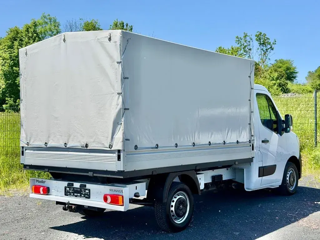 Gebraucht Renault Master 135 PS (99 kW) 2021 Weiß Van / Kleinbus