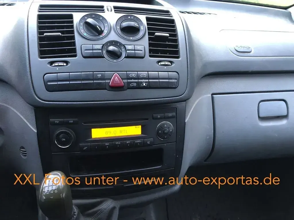 Gebraucht Mercedes Vito 95 PS (69 kW) 2010 Blau Van