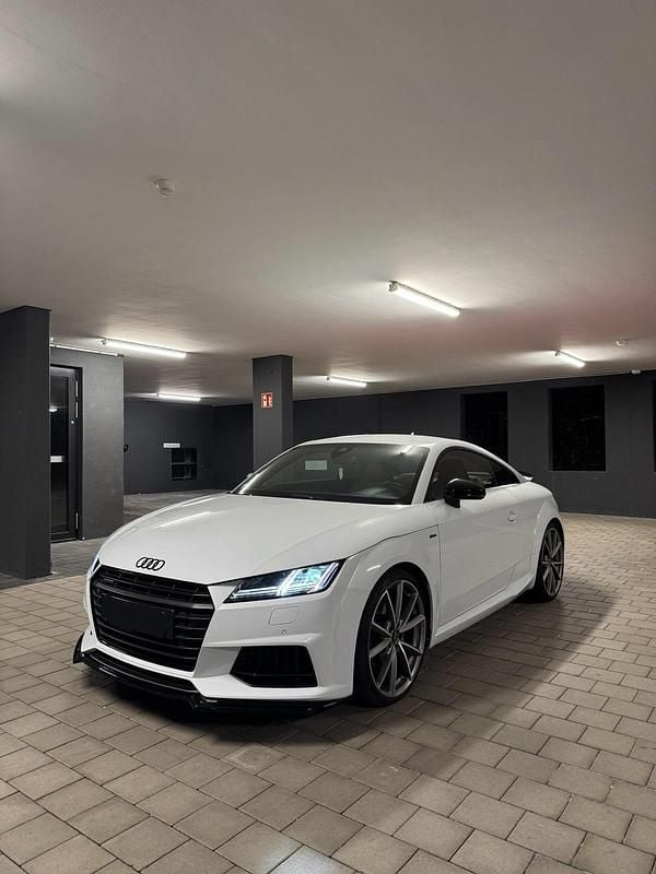 Gebraucht Audi TT Ambiente 230 PS (169 kW) 2018 Weiß Coupé