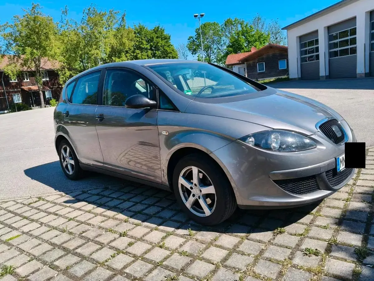 Gebraucht Seat Altea 102 PS (75 kW) 2005 Grau Van / Kleinbus