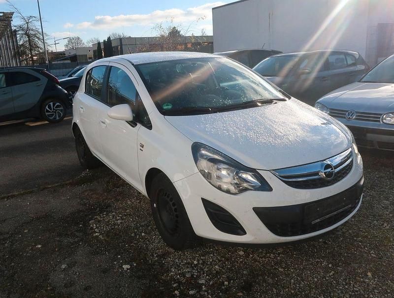 Gebraucht Opel Corsa Energy 69 PS (50 kW) 2014 Weiß Limousine