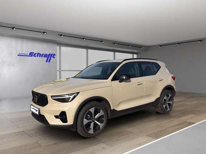 Gebraucht Volvo XC40 Plus 197 PS (144 kW) 2025 Beige SUV