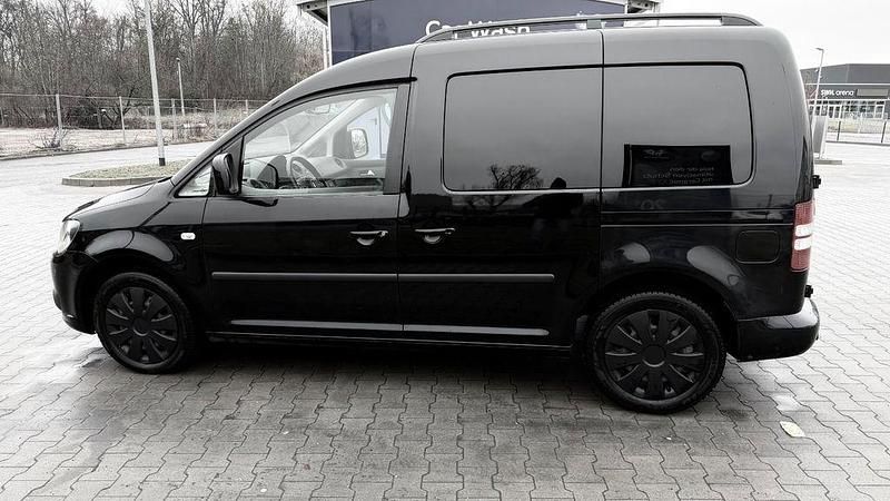 Gebraucht VW Caddy 140 PS (102 kW) 2012 Schwarz Van / Kleinbus