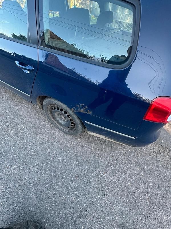 Second-hand VW Passat 104 CP (76 kW) 2007 Albastru Break