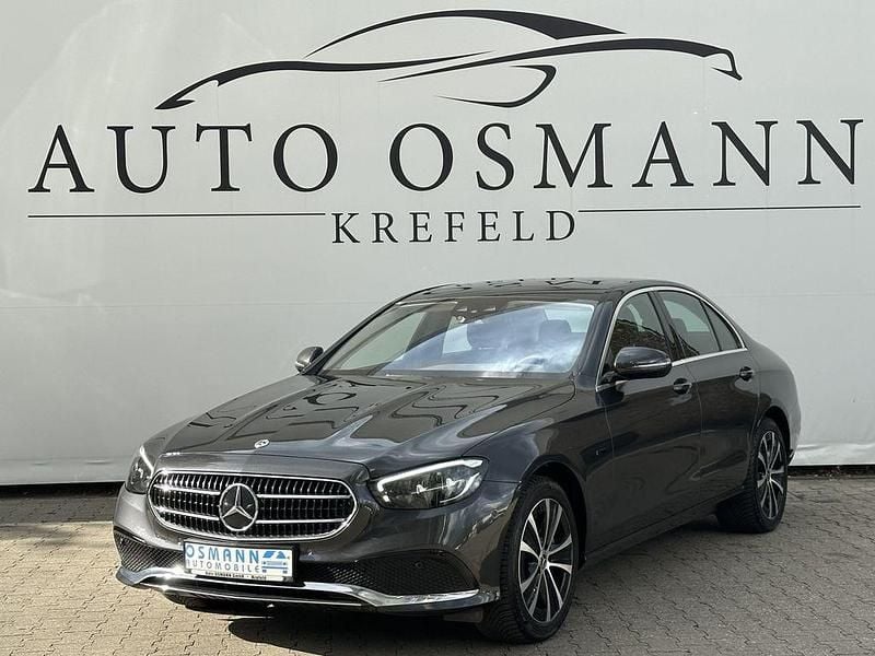 Grafitgrau metalliclack Gebraucht 2021 Mercedes E300 Limousine | 29.900 € (Guter Preis) - Bild 1/4