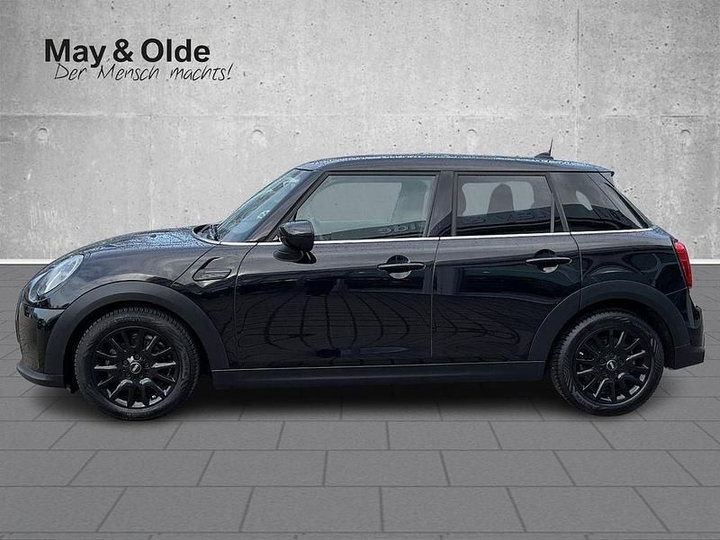 Gebraucht Mini Cooper 136 PS (100 kW) 2021 Schwarz Kleinwagen