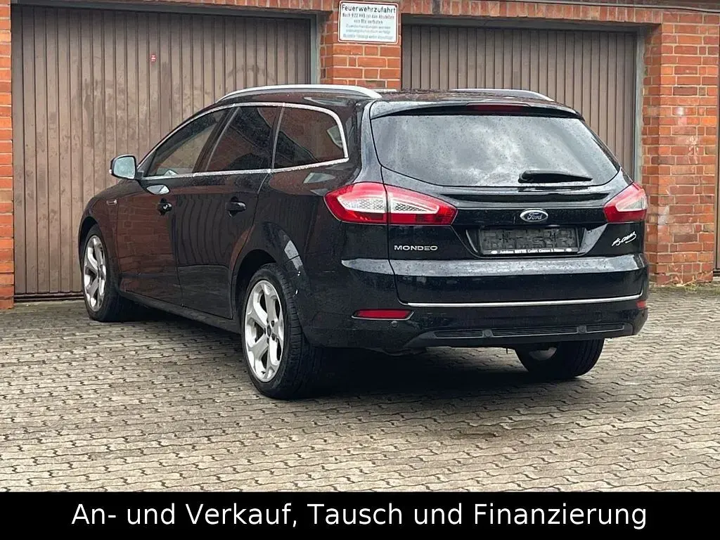 Gebraucht Ford Mondeo Titanium 163 PS (119 kW) 2012 Schwarz Limousine