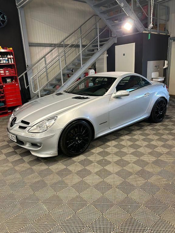 Second-hand Mercedes SLK200 163 CP (119 kW) 2004 Argintiu Cabrio
