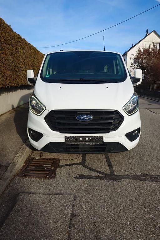 Gebraucht Ford Transit Custom 131 PS (96 kW) 2017 Weiß Limousine