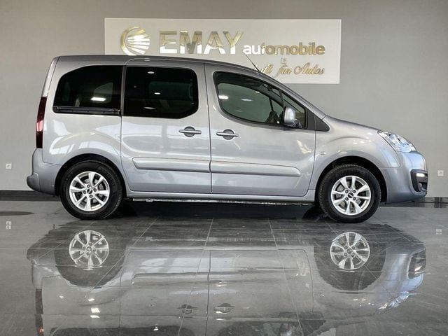 Gebraucht Peugeot TePee 99 PS (72 kW) 2018 Grau Van / Kleinbus