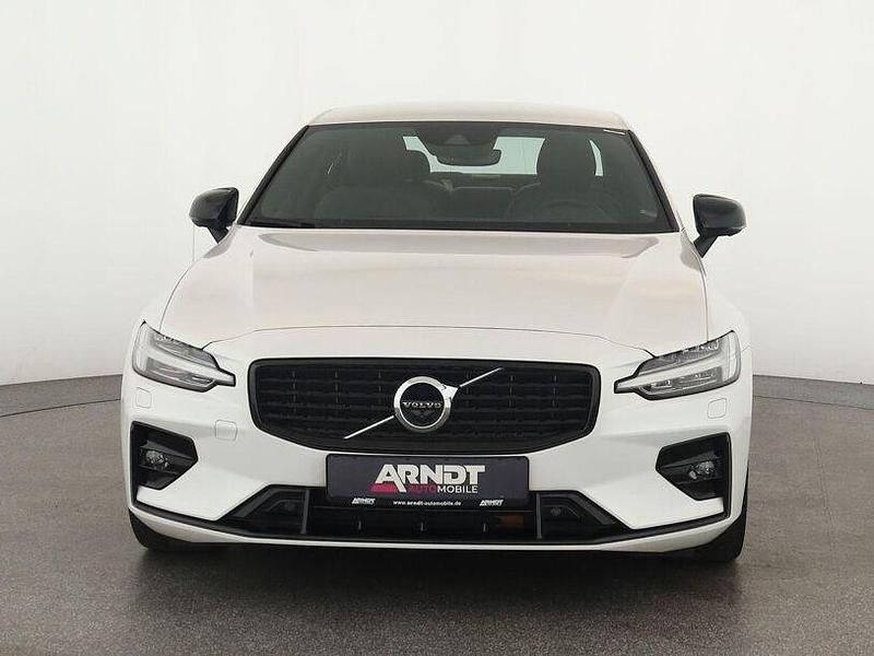 Gebraucht Volvo 360 197 PS (144 kW) 2022 Weiss Limousine