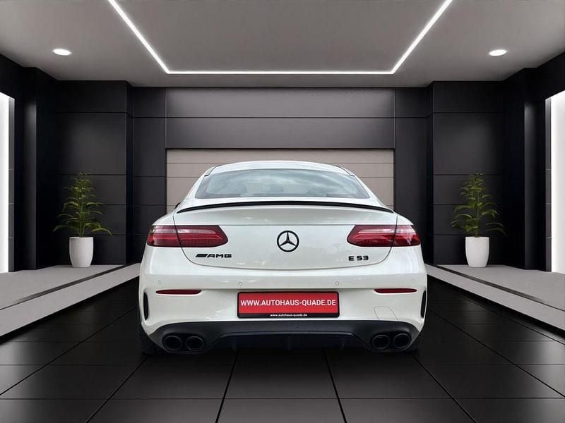 Gebraucht Mercedes E53 AMG AMG 435 PS (319 kW) 2018 Weiss Coupé