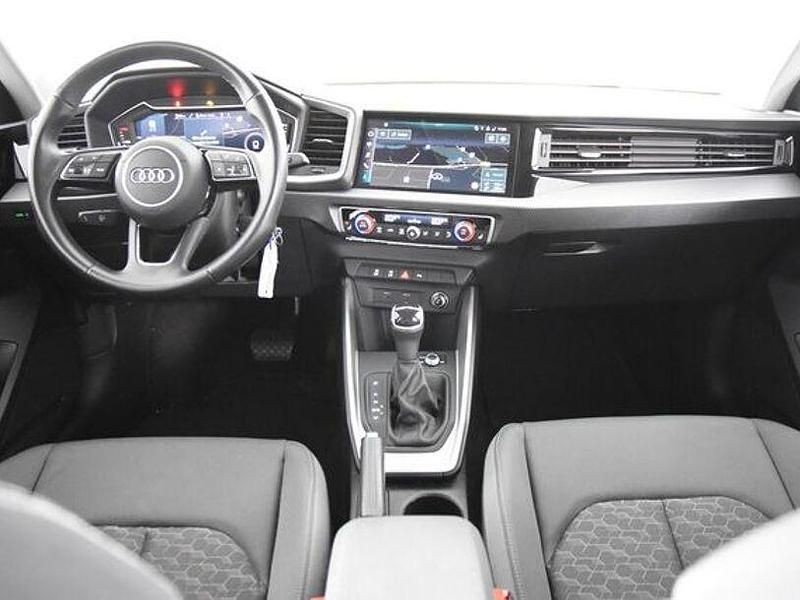 Gebraucht Audi A1 110 PS (80 kW) 2023 Weiss Limousine