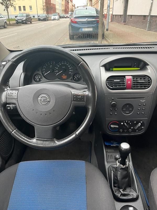 Gebraucht Opel Corsa 60 PS (44 kW) 2004 Grau Kleinwagen