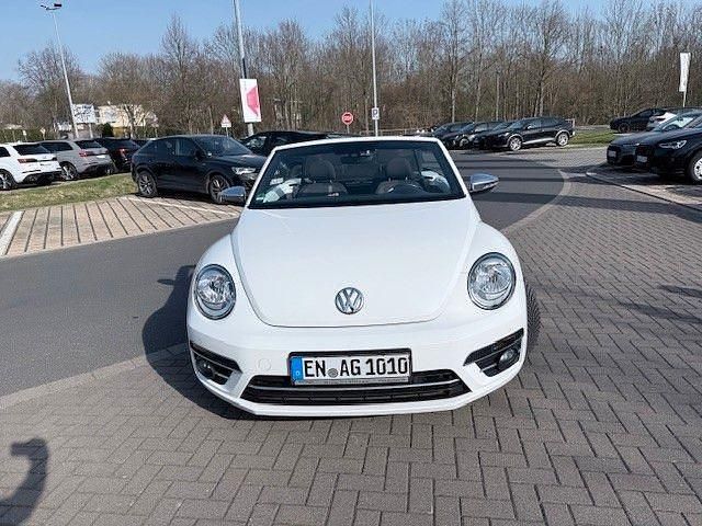 Gebraucht VW Beetle Cabriolet Design 105 PS (77 kW) 2017 Weiß Cabrio