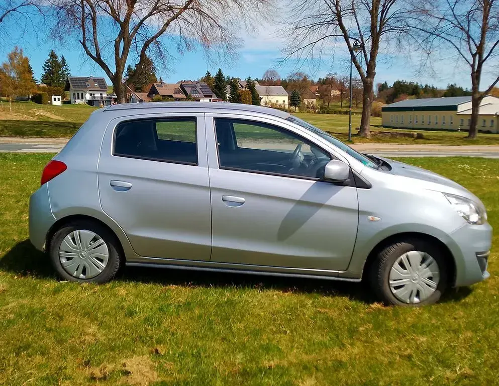 Brugt Mitsubishi Space Star 71 HK (52 kW) 2017 Sølv Hatchback