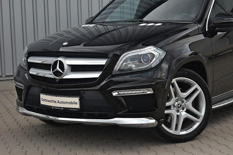 Gebraucht Mercedes GL500 435 PS (319 kW) 2015 Obsidianschwarz SUV