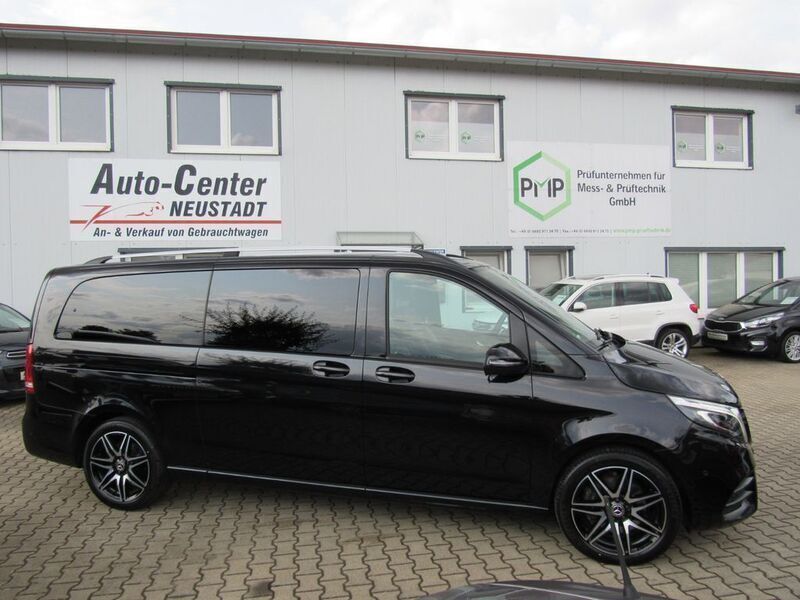 Gebraucht Mercedes V300 AMG 239 PS (175 kW) 2020 Obsidianschwarz metallic Van / Kleinbus