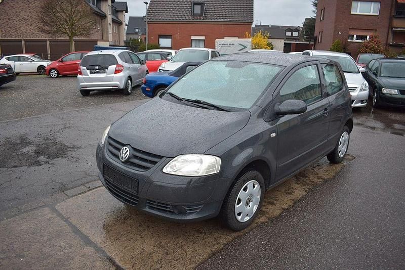 Gebraucht VW Fox Basis 54 PS (39 kW) 2006 Grau Kleinwagen