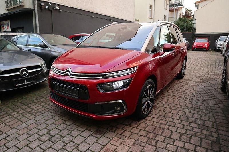 Rot Gebraucht 2018 Citroën Grand C4 Picasso Shine Van / Kleinbus | 16.990 € (Etwas zu teuer) - Bild 1/4