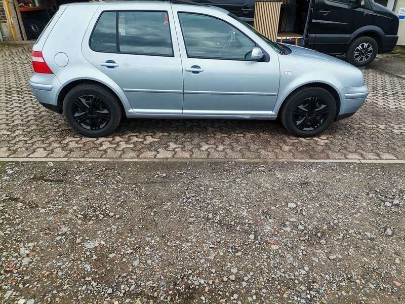 Blau Gebraucht 2003 VW Golf IV Pacific Limousine | 2.200 € (Fairer Preis) - Bild 1/4