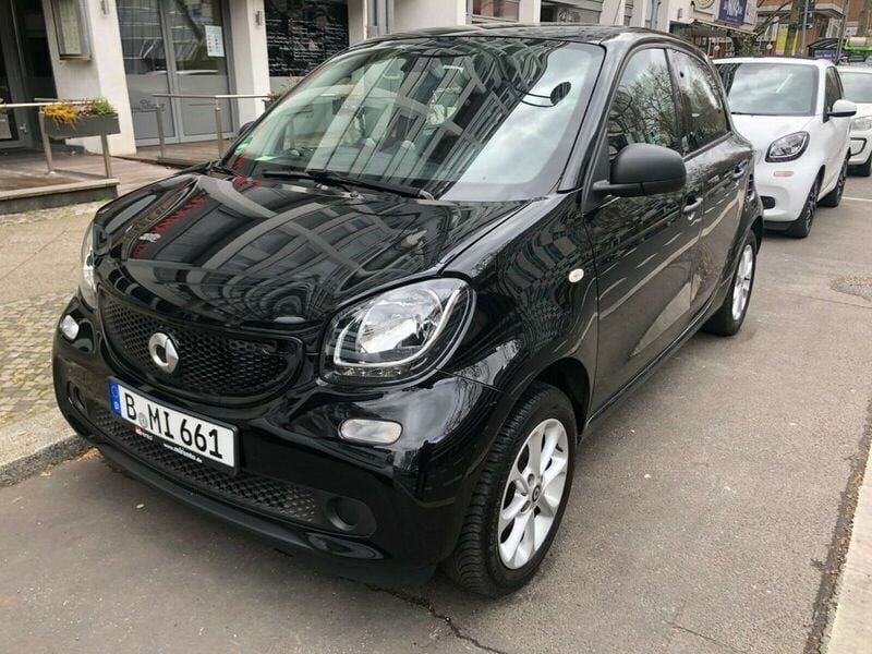 Gebraucht Smart ForFour Passion 71 PS (52 kW) 2017 Schwarz Kleinwagen