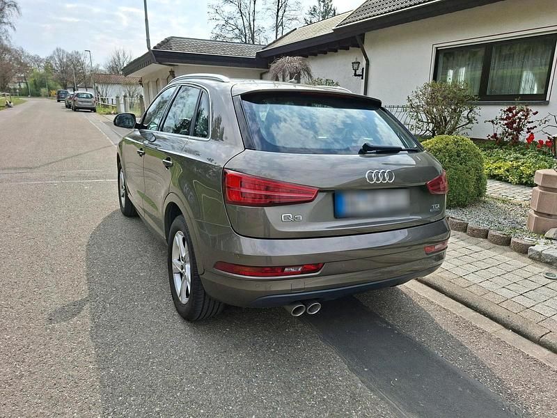 Gebraucht Audi Q3 Sport 184 PS (135 kW) 2015 Braun SUV