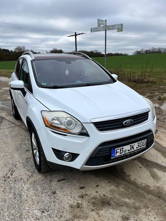 Gebraucht Ford Kuga Titanium 136 PS (100 kW) 2009 Weiß SUV