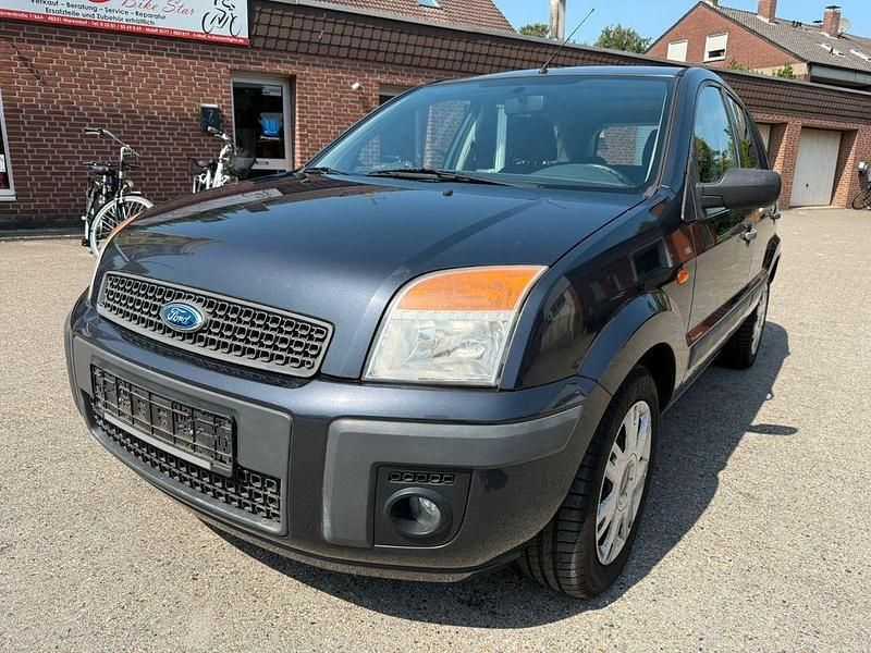Grün Gebraucht 2007 Ford Fusion Fun X Limousine | 3.490 € (Fairer Preis) - Bild 1/4