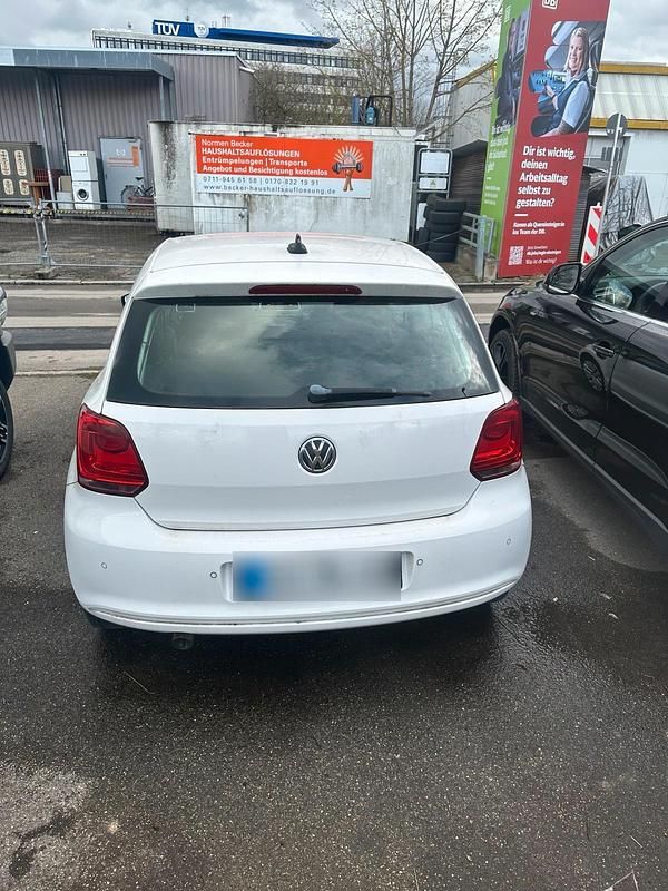 Gebraucht VW Polo 89 PS (65 kW) 2013 Weiß Kleinwagen