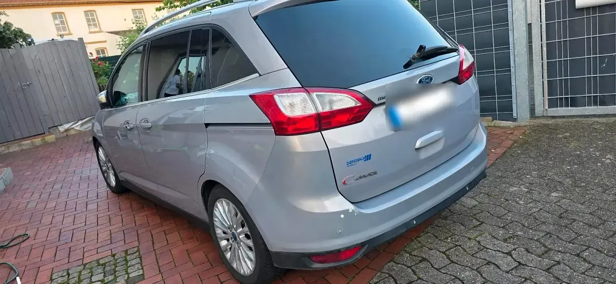 Gebraucht Ford Grand C-Max 140 PS (102 kW) 2011 Grau Van / Kleinbus