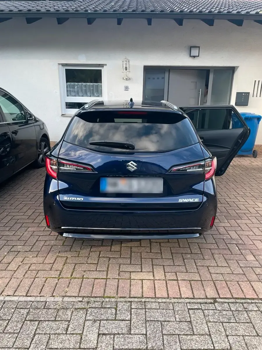 Gebraucht Suzuki Swace Comfort+ 98 PS (72 kW) 2022 Blau Kombi