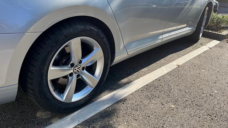 Gebraucht VW Passat 150 PS (110 kW) 2015 Silber Kombi