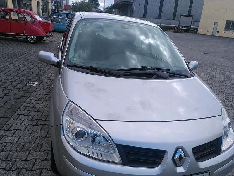 Grau Gebraucht 2007 Renault Scénic II Van / Kleinbus | 3.500 € - Bild 1/4