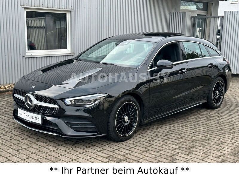 Schwarz Gebraucht 2020 Mercedes CLA180 Shooting Brake AMG Kombi | 16.480 € (Teuer) - Bild 1/4