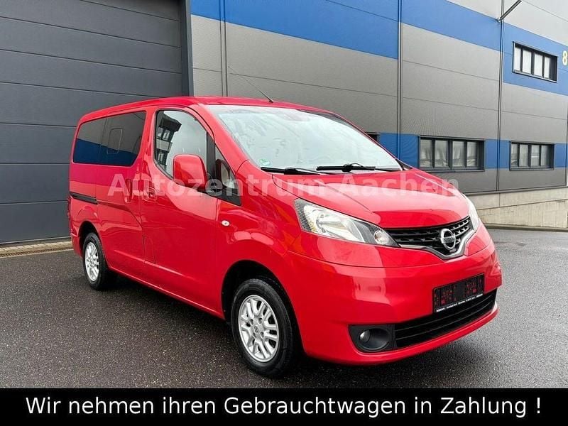 Gebraucht Nissan NV200 110 PS (80 kW) 2015 Rot Van / Kleinbus