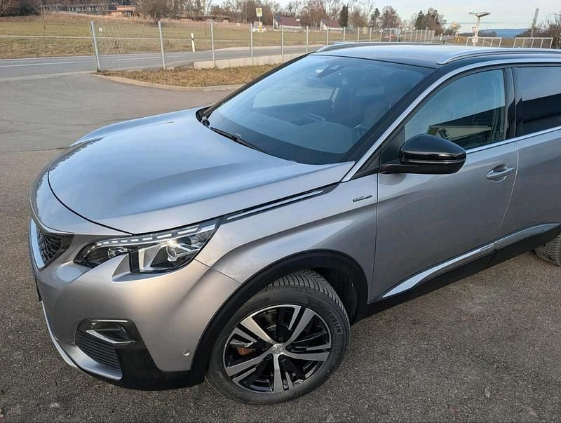 Gebraucht Peugeot 5008 GT-line 131 PS (96 kW) 2020 Grau SUV