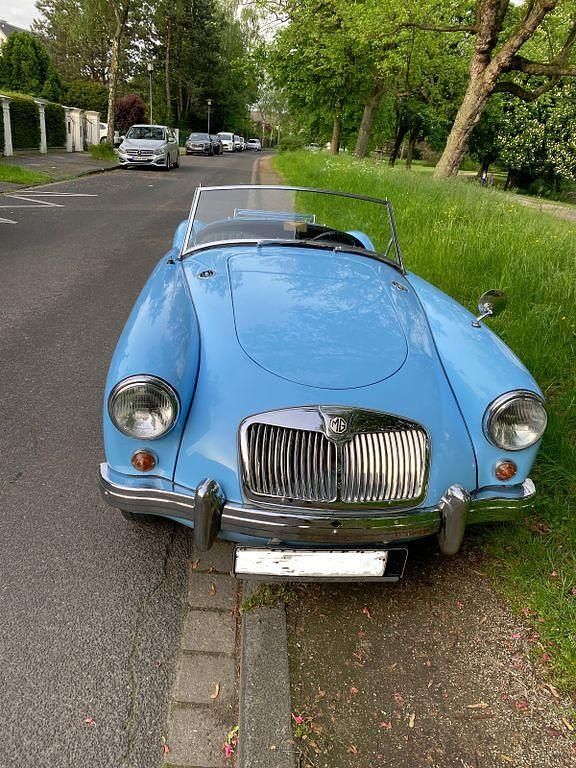 Second-hand MG MGA 68 CP (50 kW) 1958 Verde Cabrio