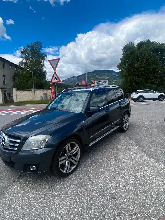 Gebraucht Mercedes GLK220 170 PS (125 kW) 2009 Grau SUV