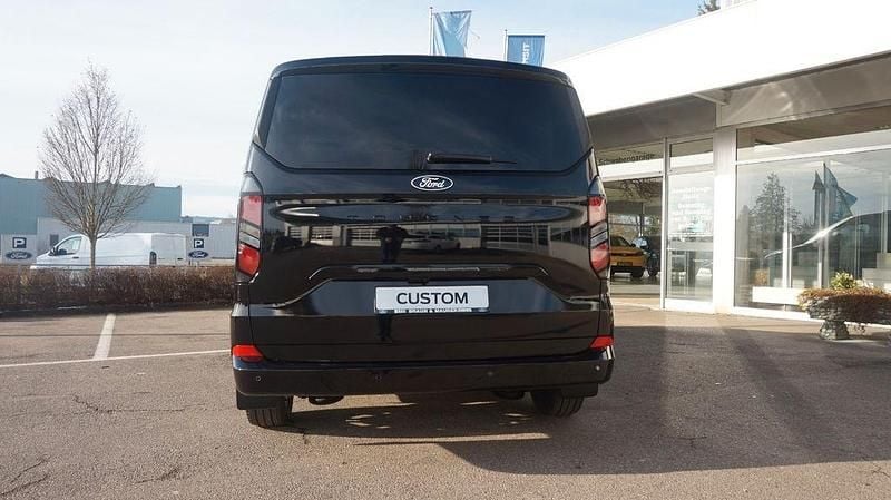 Neu Ford Tourneo Titanium 170 PS (125 kW) 2026 Schwarz Van / Kleinbus