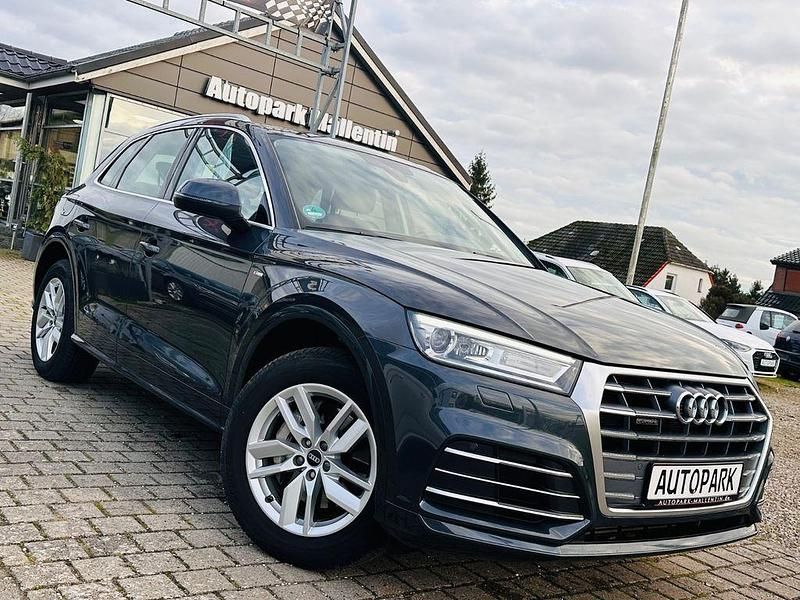 Grau Gebraucht 2021 Audi Q5 S-Line SUV | 26.479 € (Superpreis) - Bild 1/4