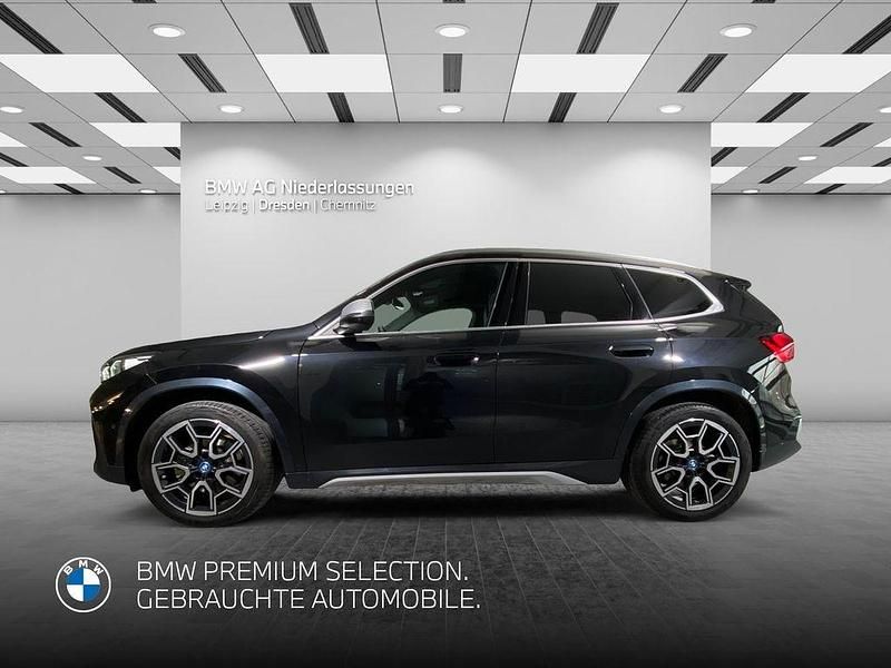 Gebraucht BMW iX1 Performance 200 kW (272 PS) 2023 Schwarz SUV