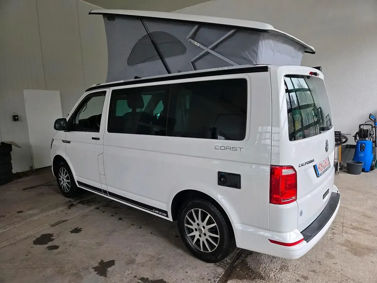 Gebraucht VW California Coast 105 PS (77 kW) 2016 Weiß Van
