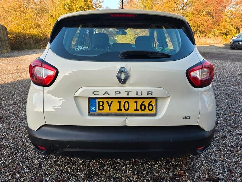 Gebraucht Renault Captur Dynamique 90 PS (66 kW) 2014 Braun SUV