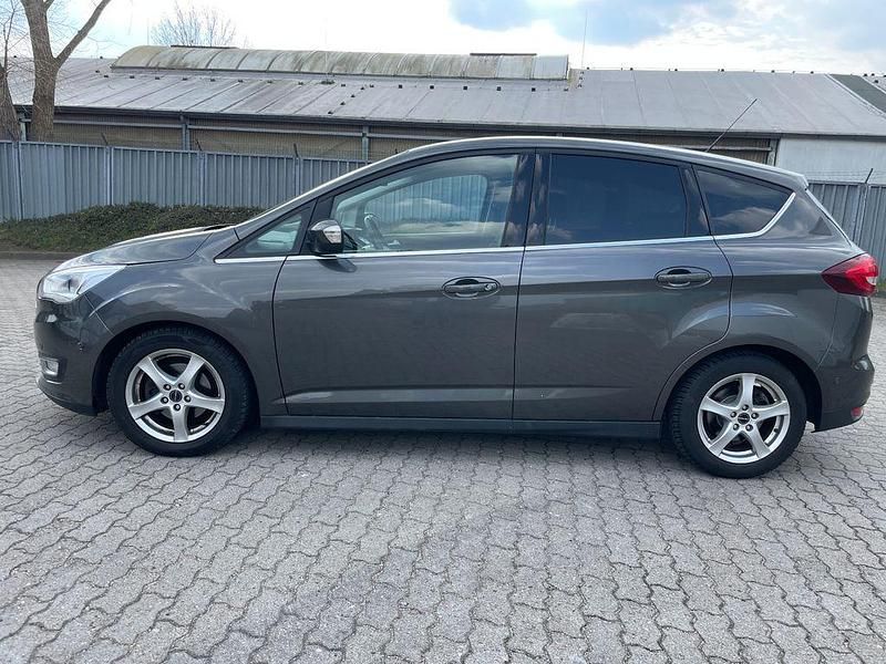 Gebraucht Ford C-MAX Titanium 125 PS (91 kW) 2016 Van / Kleinbus