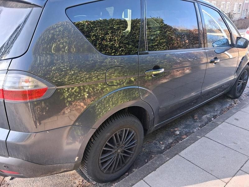 Gebraucht Ford S-MAX S 175 PS (128 kW) 2009 Van / Kleinbus