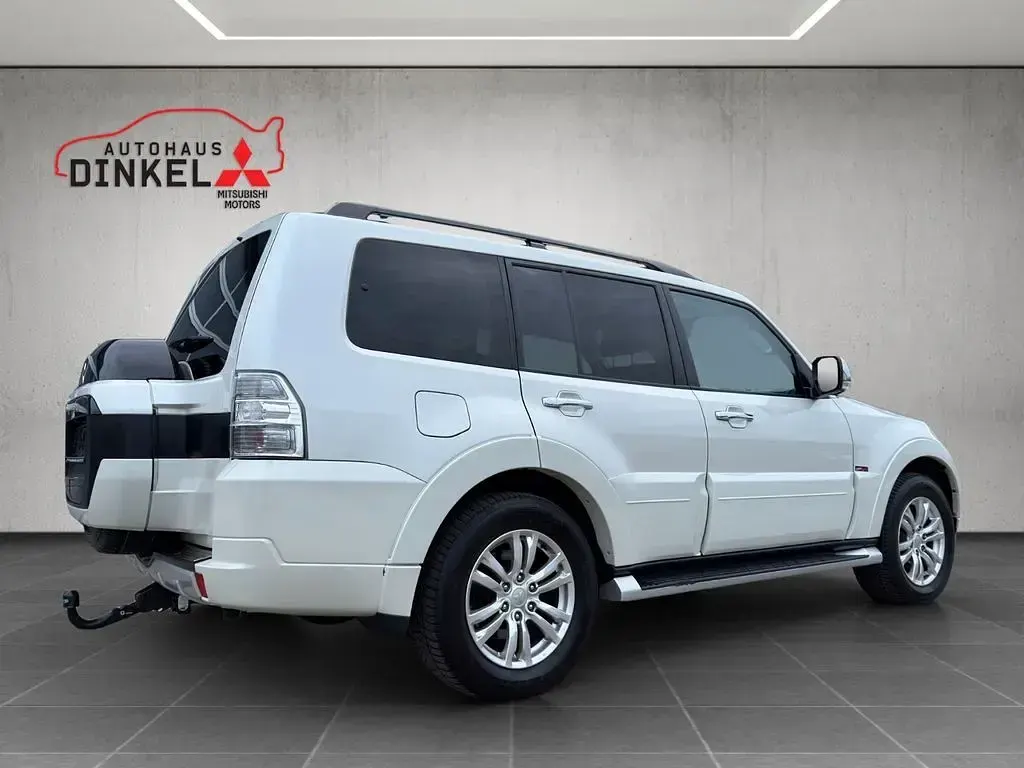 Gebraucht Mitsubishi Pajero Top 190 PS (139 kW) 2016 Weiß SUV